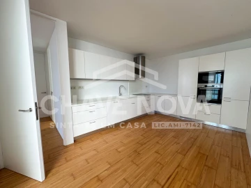 Moradia T4 para Venda em São Martinho