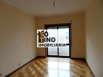 Apartamento T3 para Venda em Braga (São José de São Lázaro e São João do Souto)