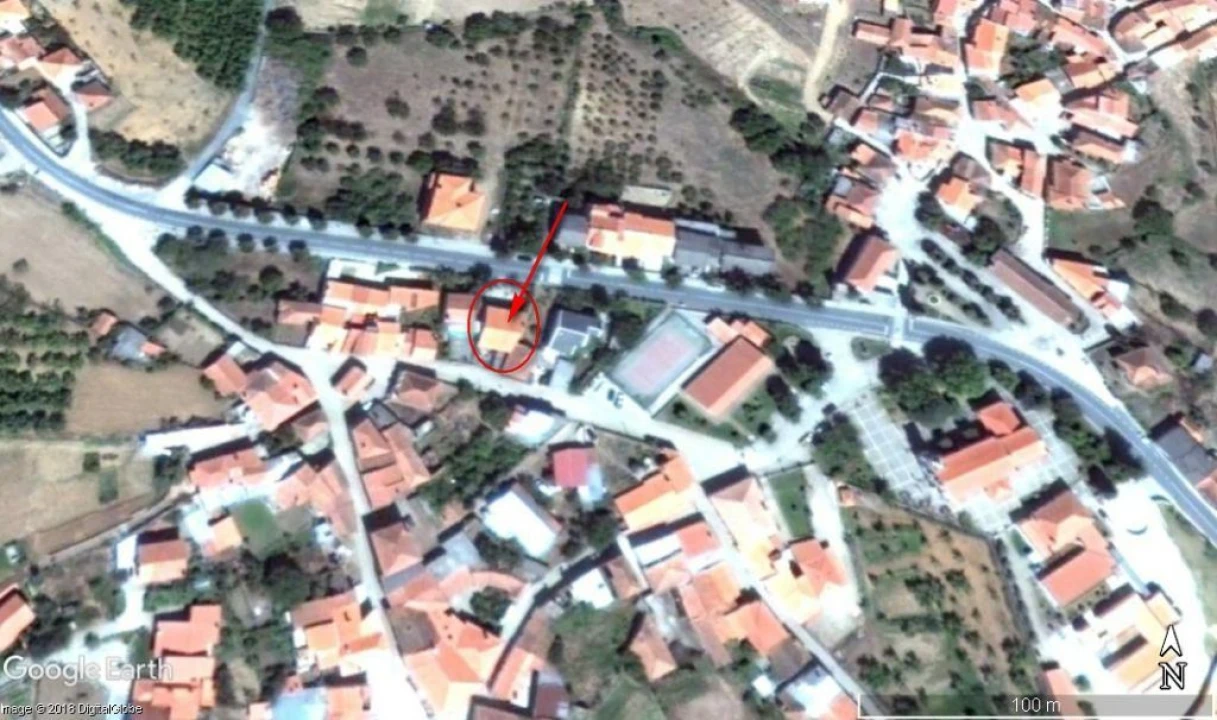 Moradia T4 para Venda em Sambade Foto 2