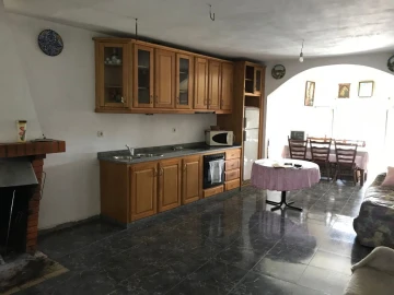 Moradia T4 para Venda em Sambade