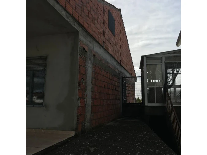 Moradia T4 para Venda em Sambade Foto 20