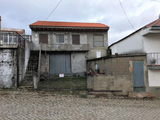 Moradia T4 para Venda em Sambade Foto 21