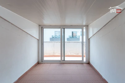 Apartamento T1 para Arrendamento em Fatima