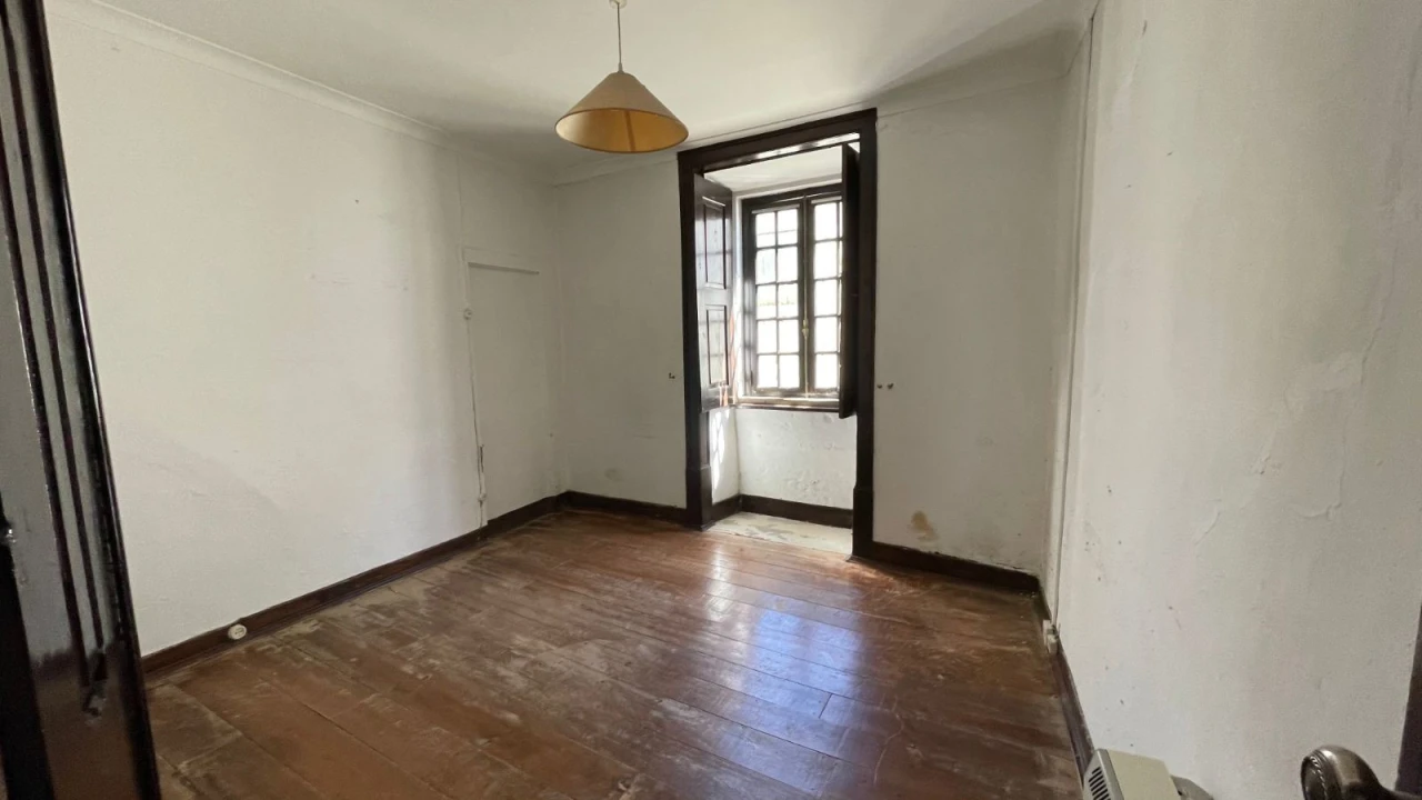 Moradia T5 para Venda em Abrunheira, Verride e Vila Nova da Barca Foto 13