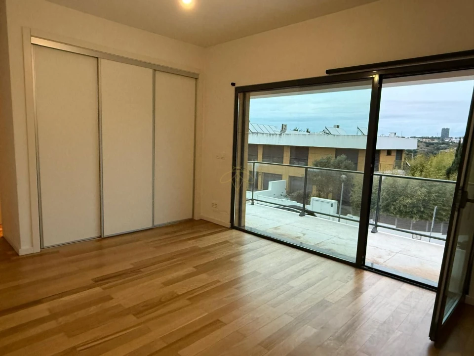 Moradia T4 para Venda em São Domingos de Rana Foto 16