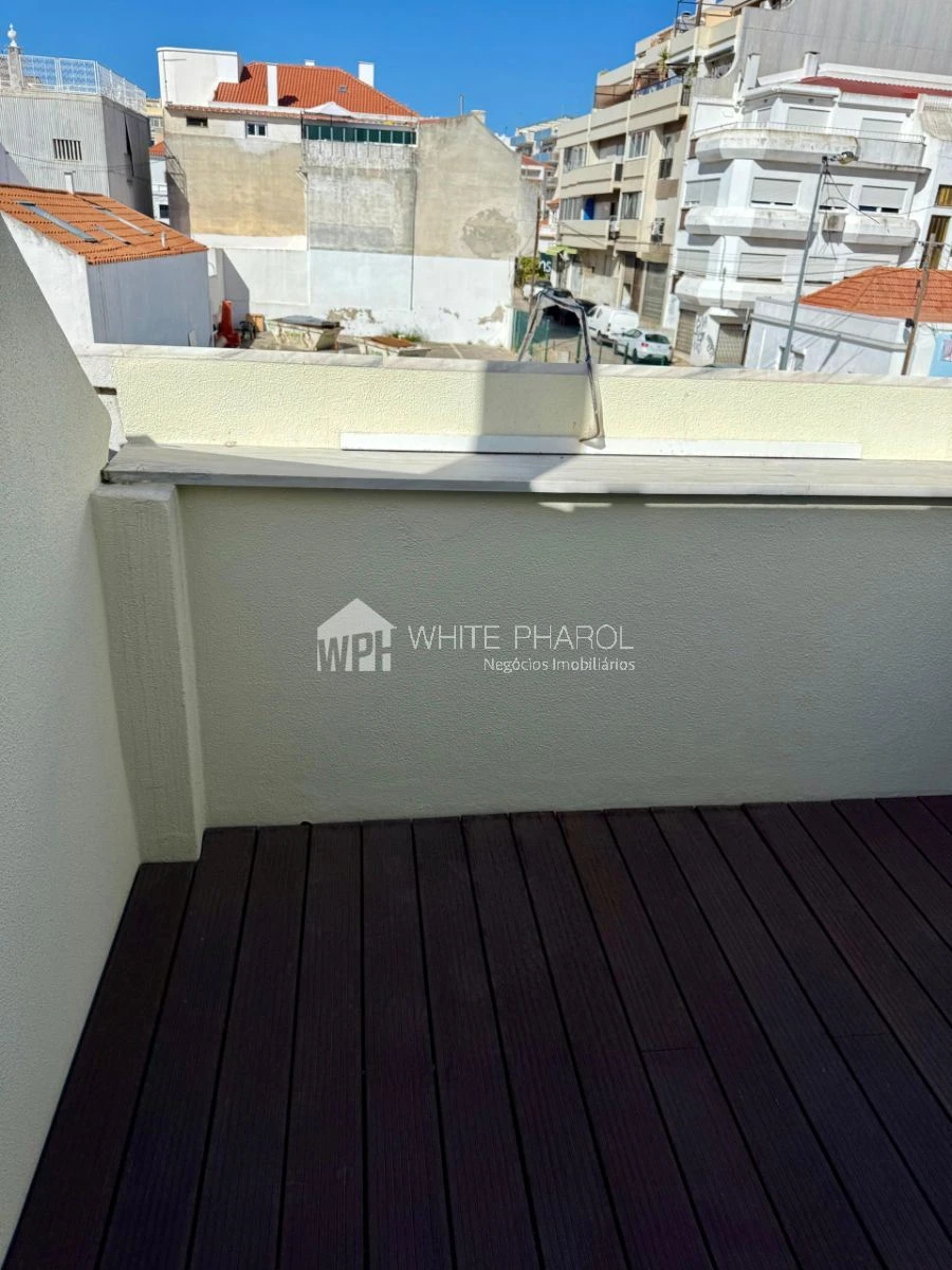 Moradia T3 para Venda em Caparica e Trafaria Foto 9