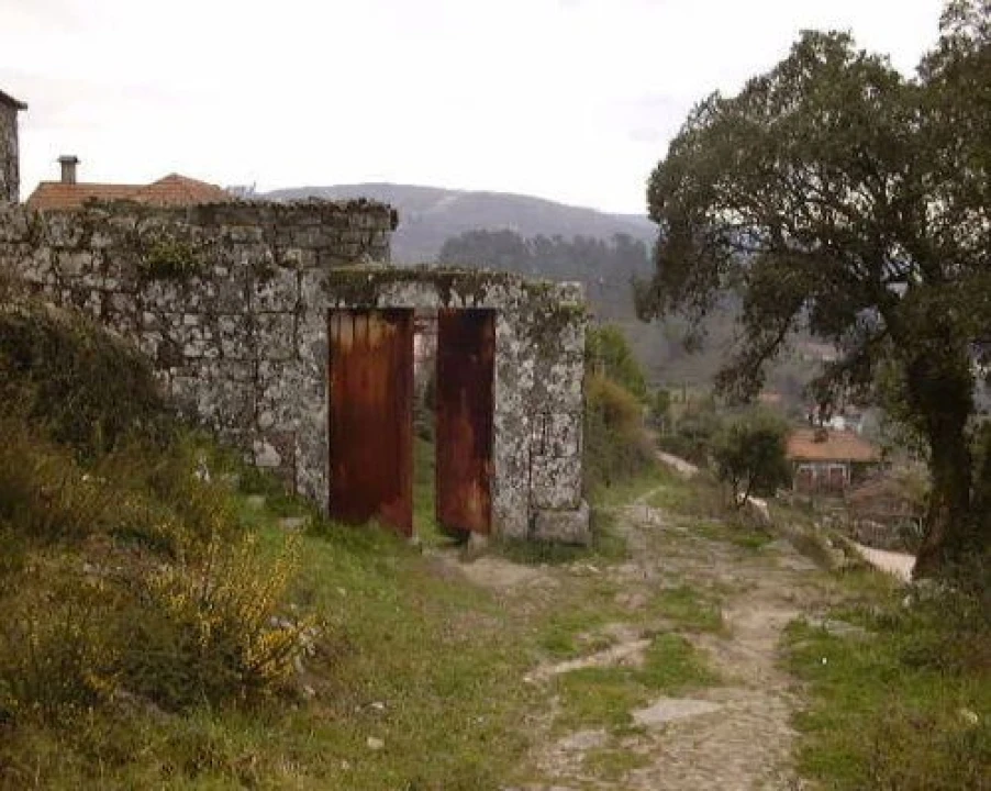 Quinta T0 para Venda em Cossourado e Linhares Foto 1