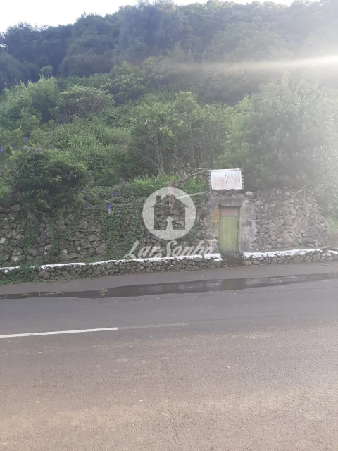 Terreno Misto para Venda em Fontinhas