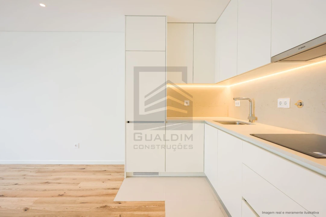 Apartamento T1 para Venda em Esgueira Foto 13