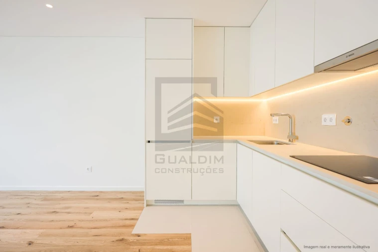 Apartamento T1 para Venda em Esgueira Foto 13