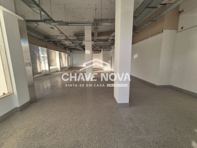 Loja para Venda em Albufeira e Olhos de Água Foto 3