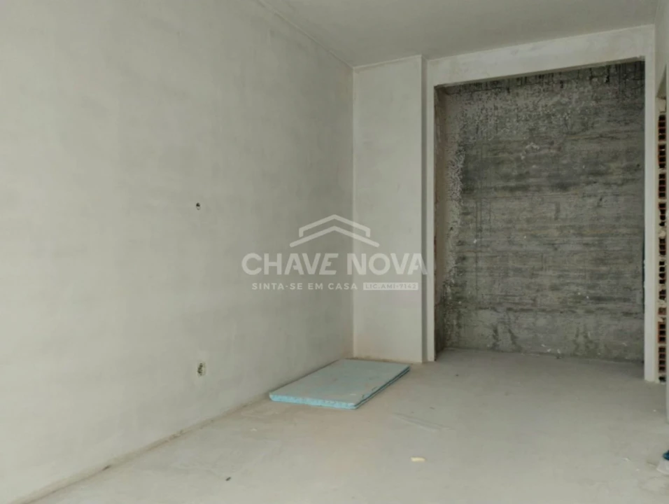 Apartamento T3 para Venda em Corroios Foto 3