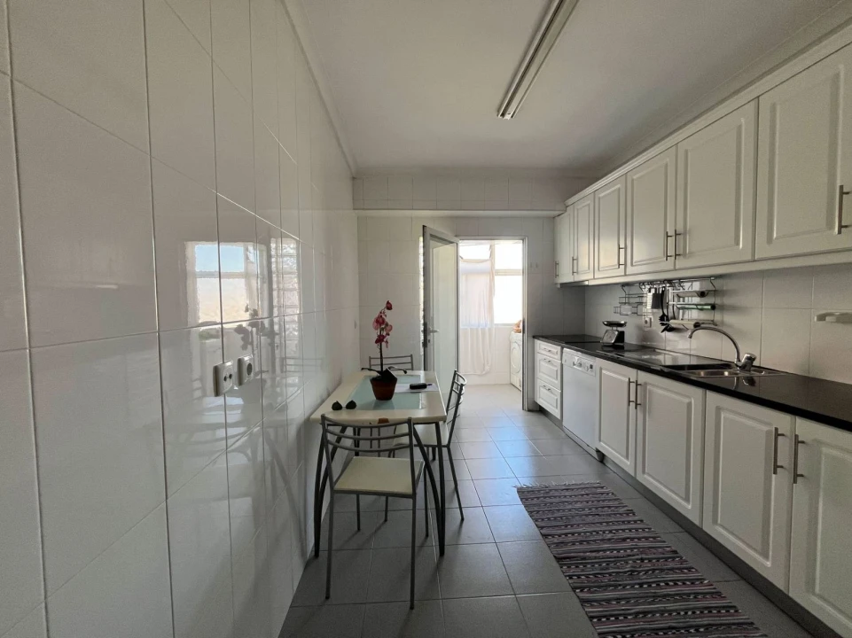 Apartamento T3 para Arrendamento em Bonfim Foto 12