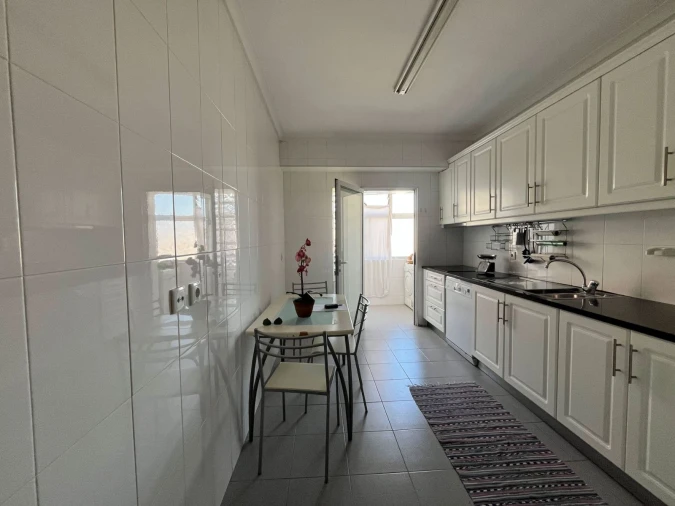 Apartamento T3 para Arrendamento em Bonfim Foto 2