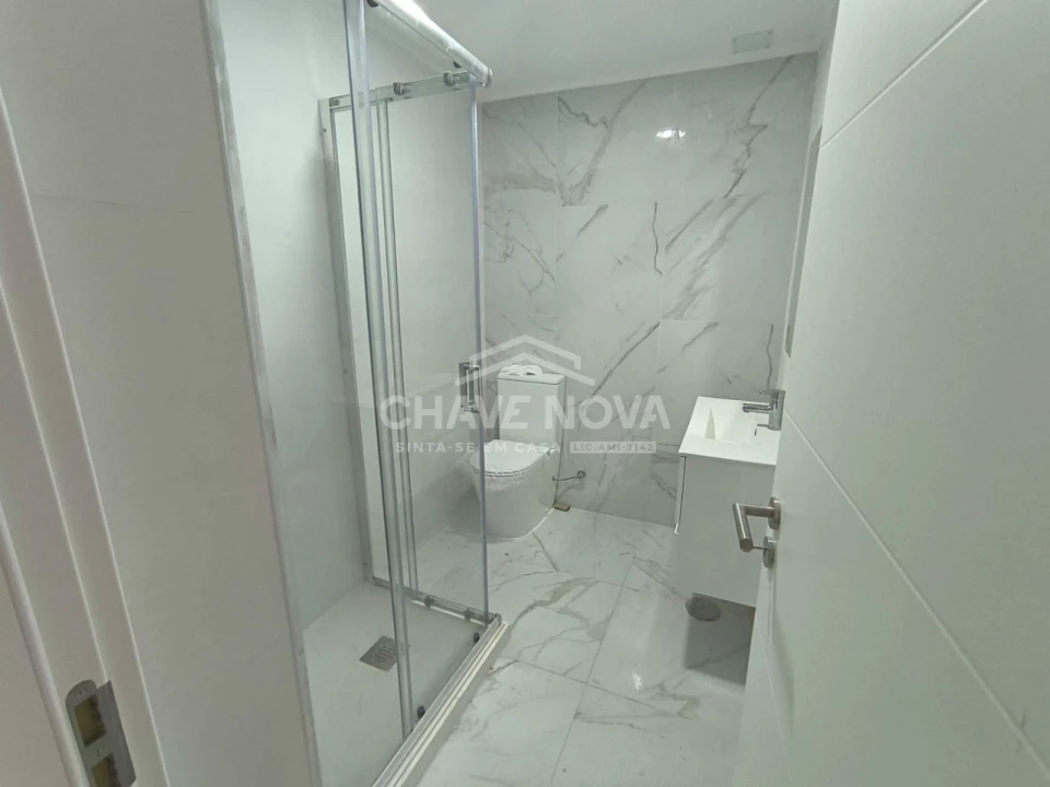 Apartamento T3 para Venda em Mina de Água Foto 10