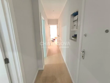 Apartamento T3 para Venda em Mina de Água