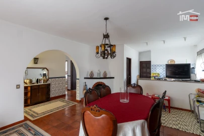 Moradia T3 para Venda em Nossa Senhora da Piedade