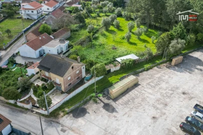 Moradia T3 para Venda em Nossa Senhora da Piedade