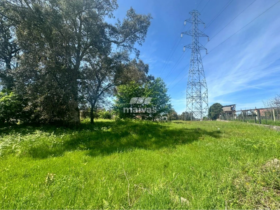 Terreno para Venda em Soutelo Foto 1