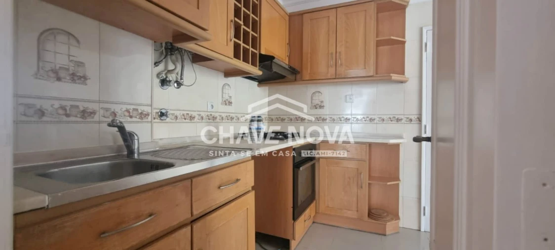 Apartamento T2 para Venda em Misericórdia Foto 6