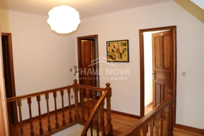 Moradia T5 para Venda em Moledo e Cristelo