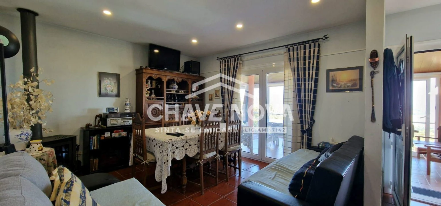 Moradia T4 para Venda em Vilar e Viveiro Foto 16