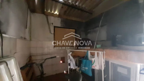 Moradia T1 para Venda em São Paio de Oleiros