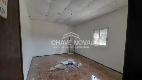 Moradia T1 para Venda em São Paio de Oleiros