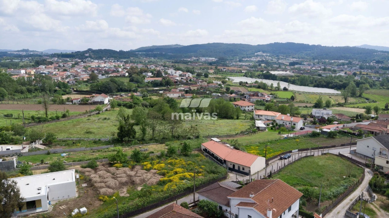 Moradia T2 para Venda em Merelim (São Paio), Panoias e Parada de Tibães Foto 26