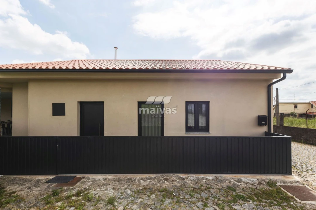 Moradia T2 para Venda em Merelim (São Paio), Panoias e Parada de Tibães Foto 1