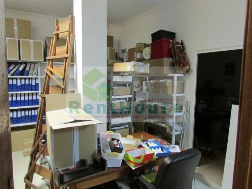 Loja para Venda em Paião Foto 4