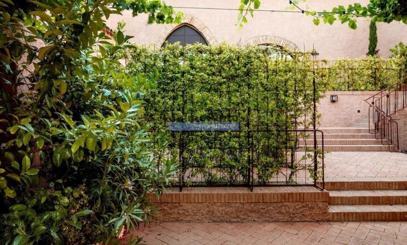 Prédio para Venda em Figueira de Castelo Rodrigo Foto 3