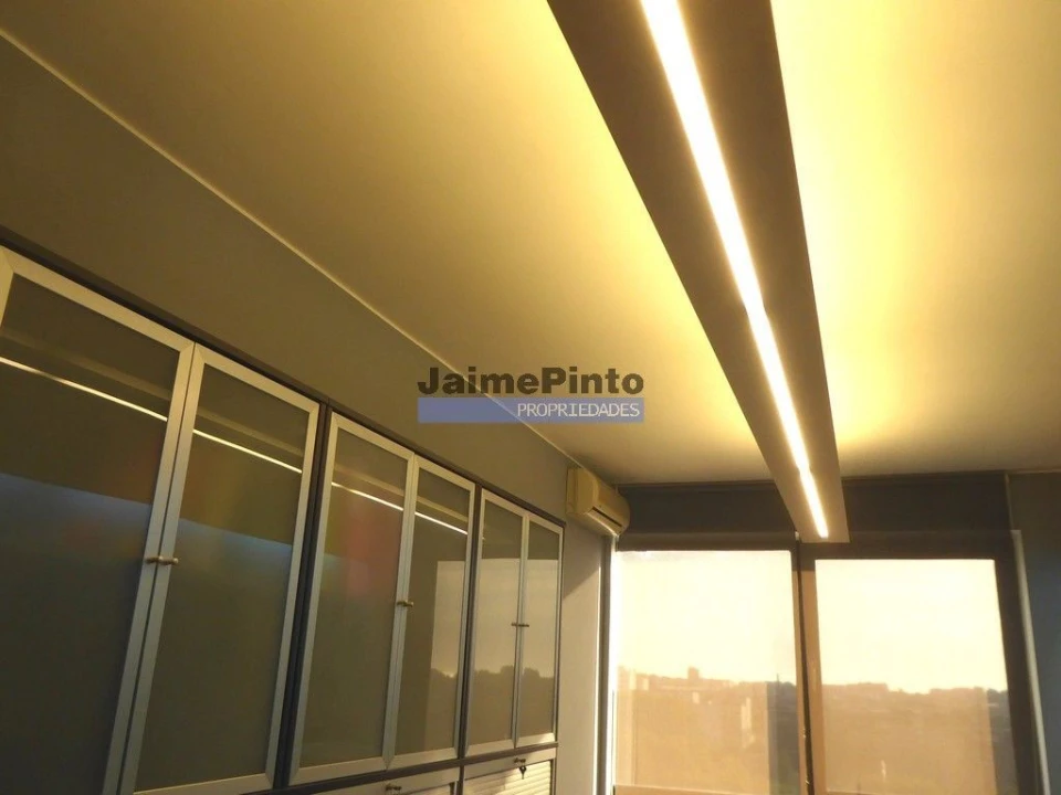 Escritório para Arrendamento em Cedofeita, Santo Ildefonso, Sé, Miragaia, São Nicolau e Vitória Foto 3