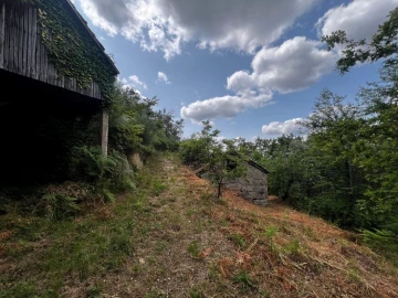 Quinta T3 para Venda em Gondar