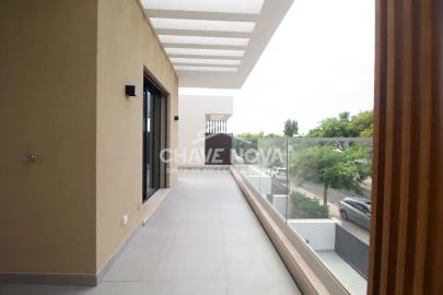 Moradia T4 para Venda em Quarteira