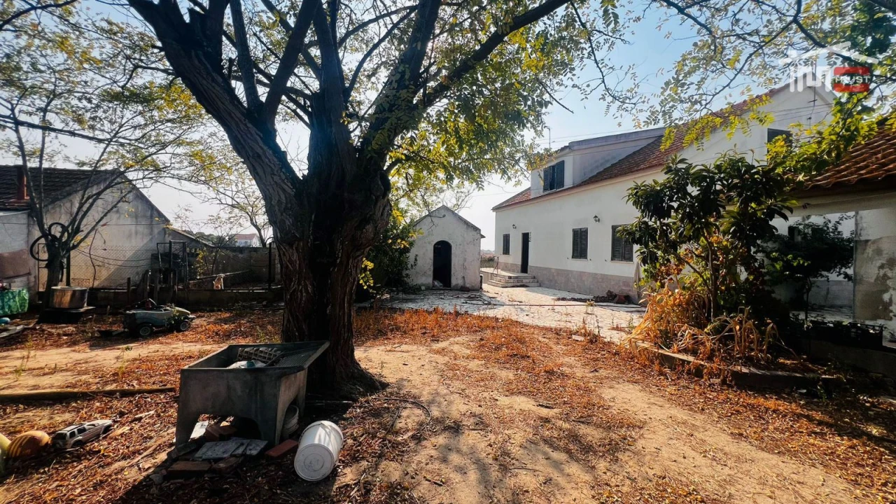 Terreno Misto para Venda em Alcochete Foto 15