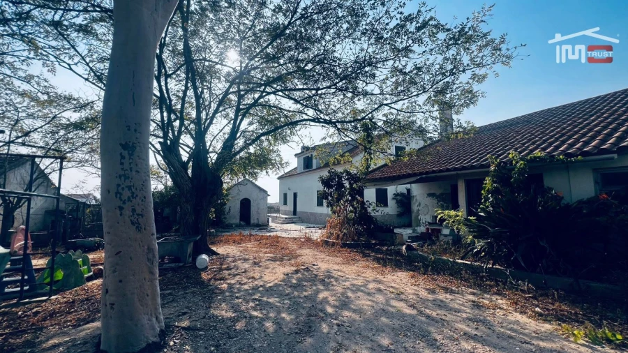 Terreno Misto para Venda em Alcochete