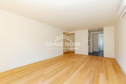 Apartamento T2 para Venda em Santo António