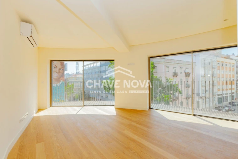 Apartamento T1 para Venda em Santo António Foto 9