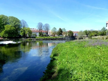 Prédio para Venda em Arcos de Valdevez (São Paio) e Giela
