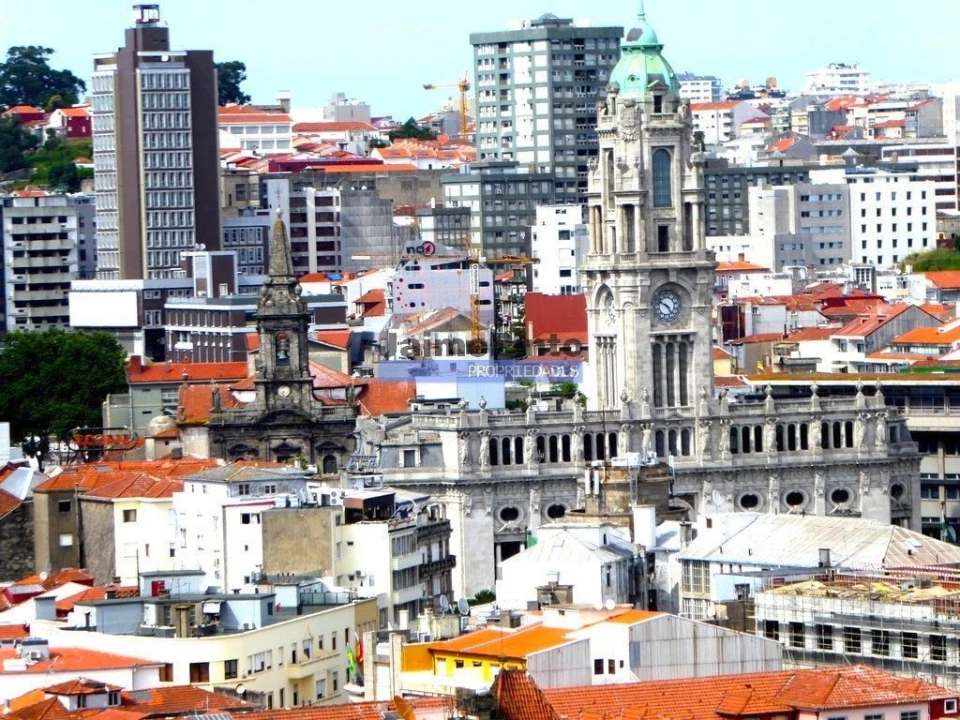 Prédio para Venda em Cedofeita, Santo Ildefonso, Sé, Miragaia, São Nicolau e Vitória Foto 1