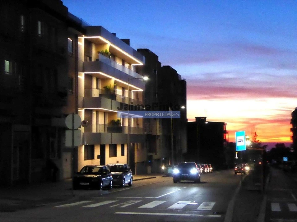 Terreno P/ Prédio para Venda em Espinho Foto 7
