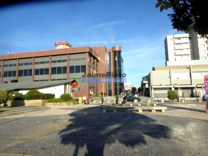 Terreno P/ Prédio para Venda em Espinho Foto 4