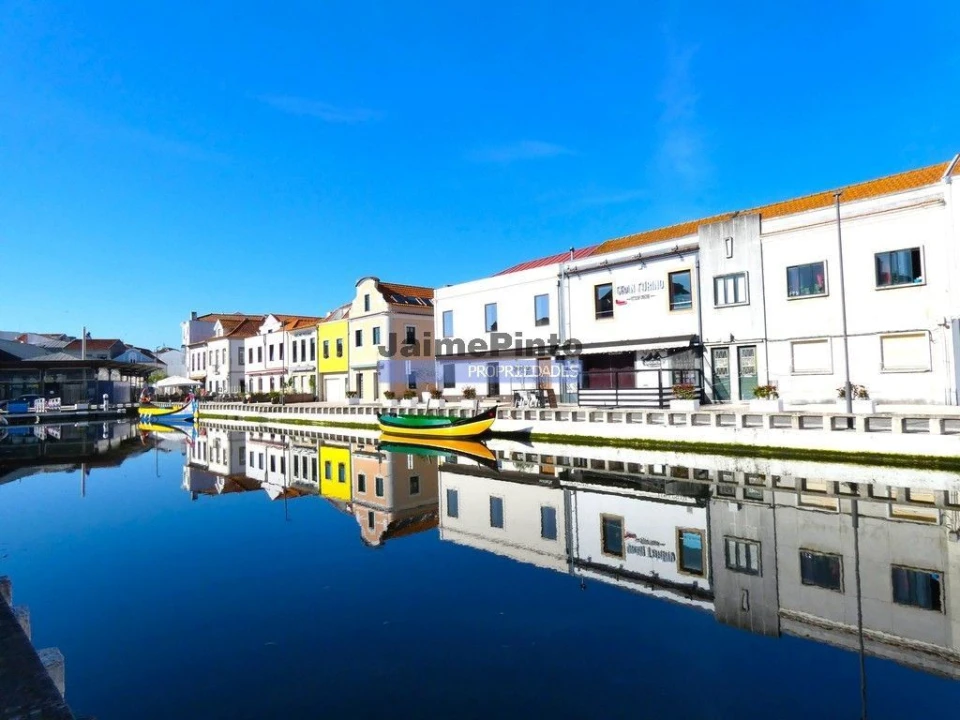 Apartamento T4 para Venda em Glória e Vera Cruz Foto 1