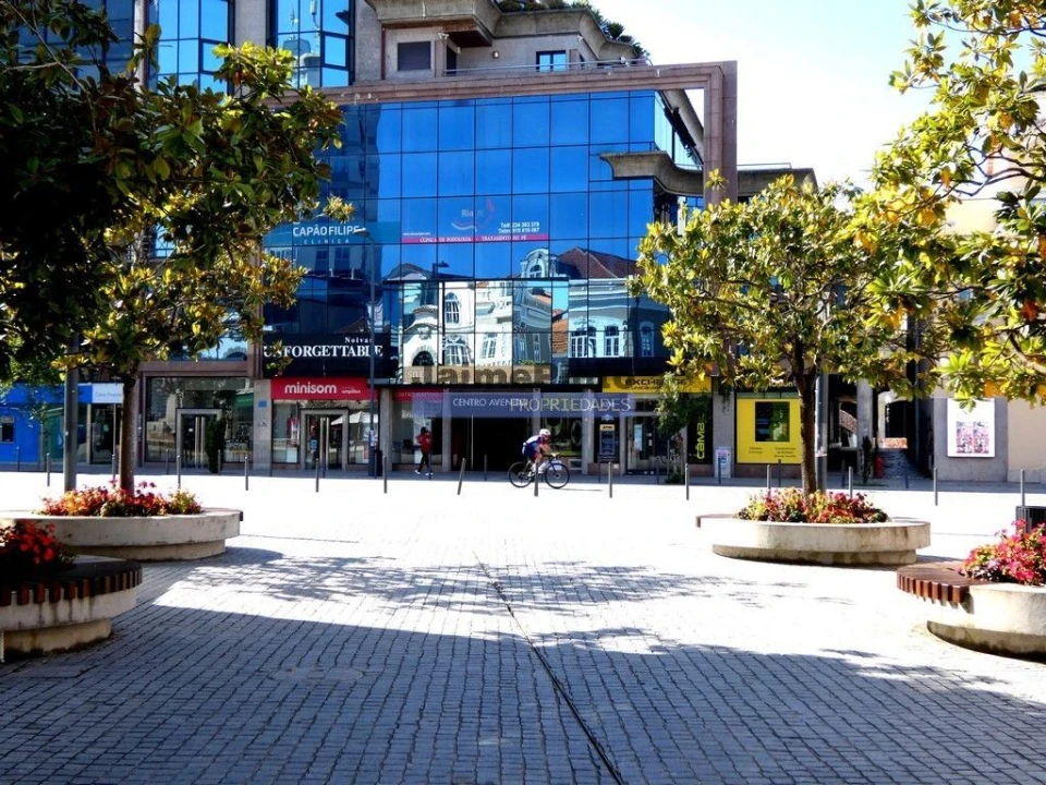 Apartamento T4 para Venda em Glória e Vera Cruz Foto 2