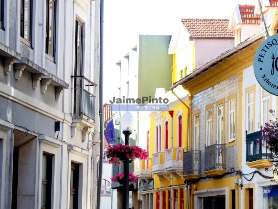Apartamento T4 para Venda em Glória e Vera Cruz Foto 5