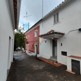 Moradia T2 para Venda em Santa Maria de Marvão