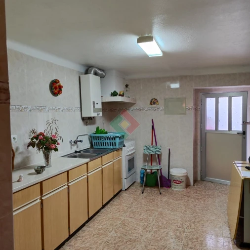 Moradia T2 para Venda em Santa Maria de Marvão Foto 7