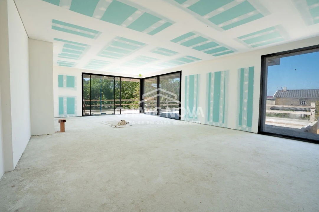 Moradia T3 para Venda em São Felix da Marinha Foto 14