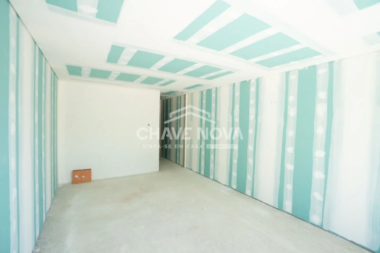 Moradia T3 para Venda em São Felix da Marinha Foto 13